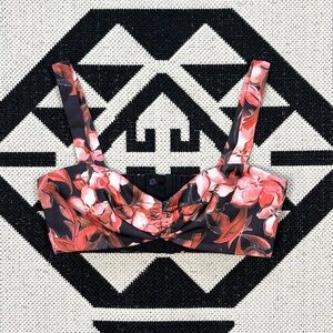 Keepsake The Label Starter Crop Bra Top in Black Baroque Floral Size 4